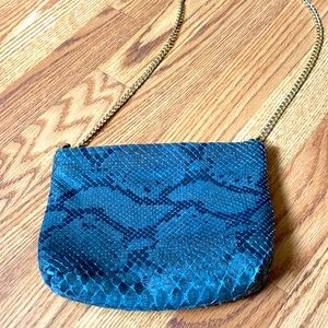 Black and gray handbag